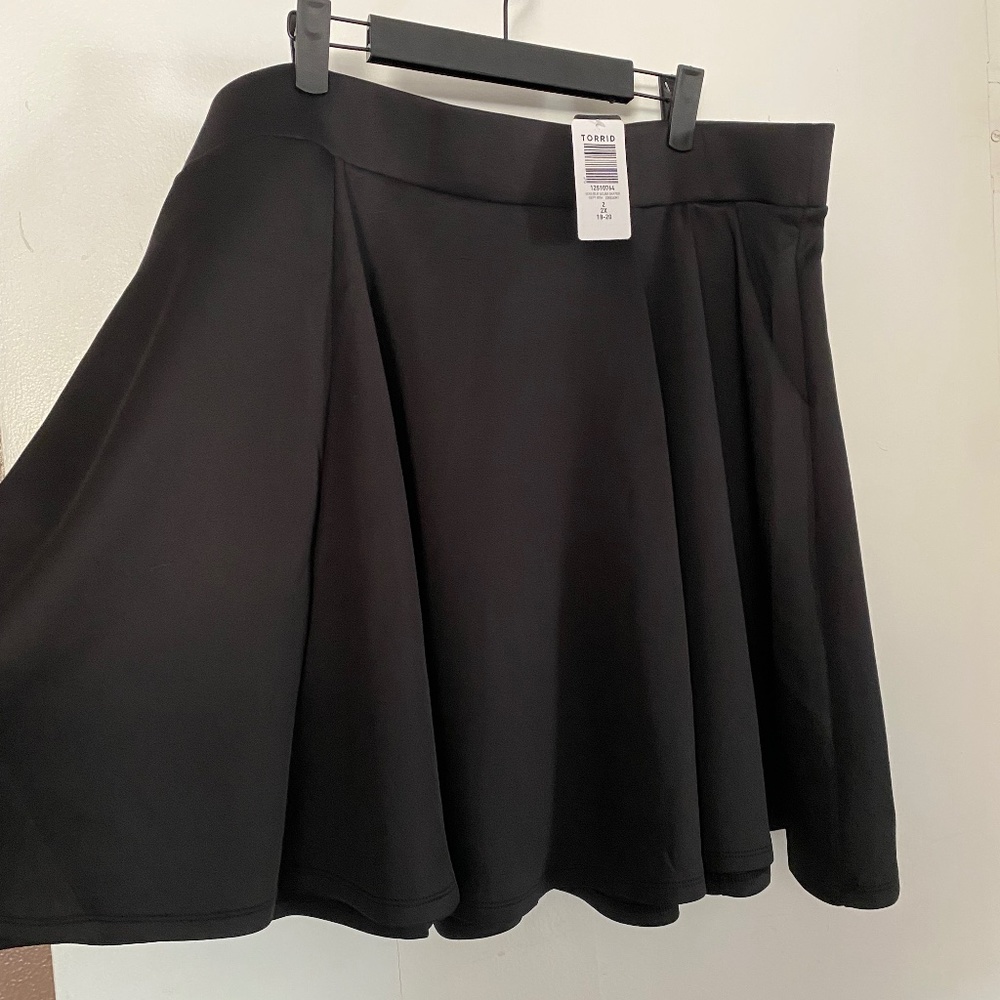 NWT Torrid Mini Scuba Skirt Size 2X